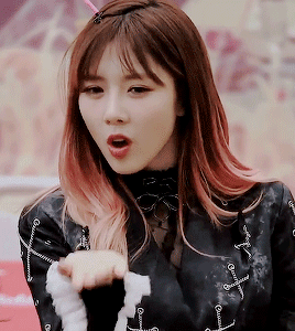Image result for yoohyeon gif