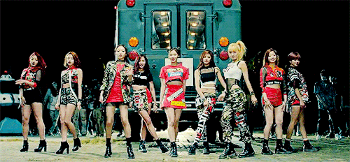 Twice Ooh Ahh 하게 Mv Review K Pop Amino