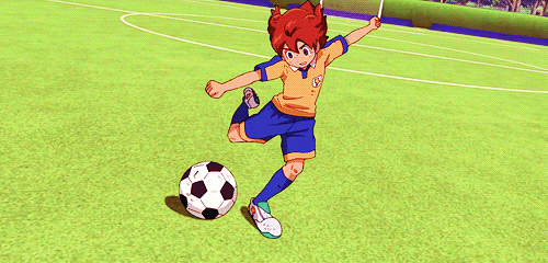 Resultado de imagem para jogando bola gif