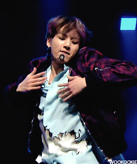 The King Of Body Rolls (gifs) | ARMY's Amino