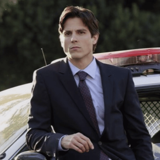 Officer Gabe the Babe💋 | ✧PLL✧ Amino