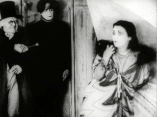 El Gabinete del Doctor Caligari | Wiki | Terror Amino