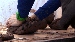 01edf5671d831b459540671ec42d2e2e3989beb6_00.gif
