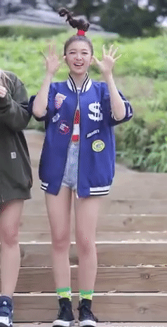 cf36dd83dc55369e698139ab808d3fcfb58d7496_hq.gif