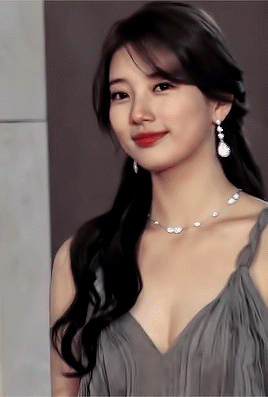 181128) an alluring Suzy ♡ Asia Artist Awards ・ﾟ✧* | miss A (미쓰에이) Amino