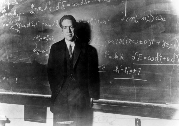 Niels Bohr | Language Exchange Amino