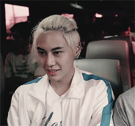 Win Uwma Gifs Bl Drama Amino Win Uwma Gifs Bl Drama Amino