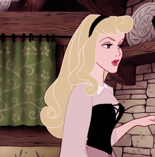 1. Хоть Аврора и является самой молчаливой принцессой Disney (всего 18 репл...